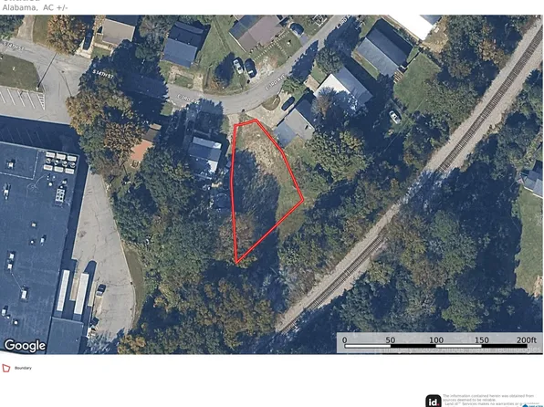 1223 E 3rd Ave #1, Lanett, AL 36863