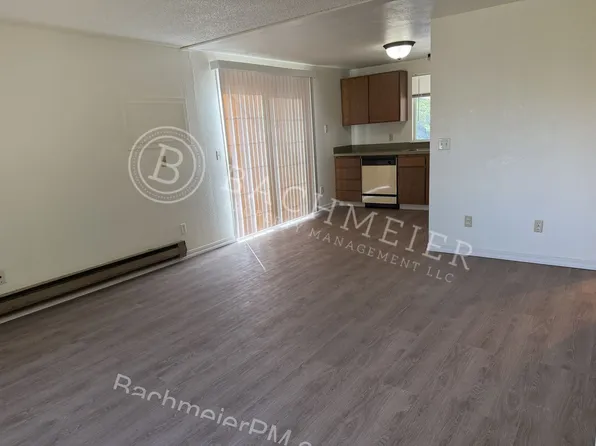 912 SE Hailey Ave - Duplex, 912 SE Hailey Ave, Pendleton, OR 97801
