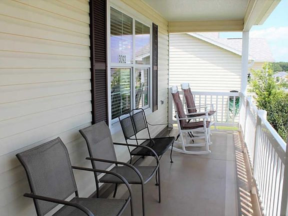 3rd image of 3092 Brinson Ln