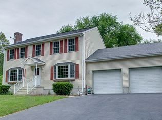 39 Twins Cir, Attleboro, MA 02703
