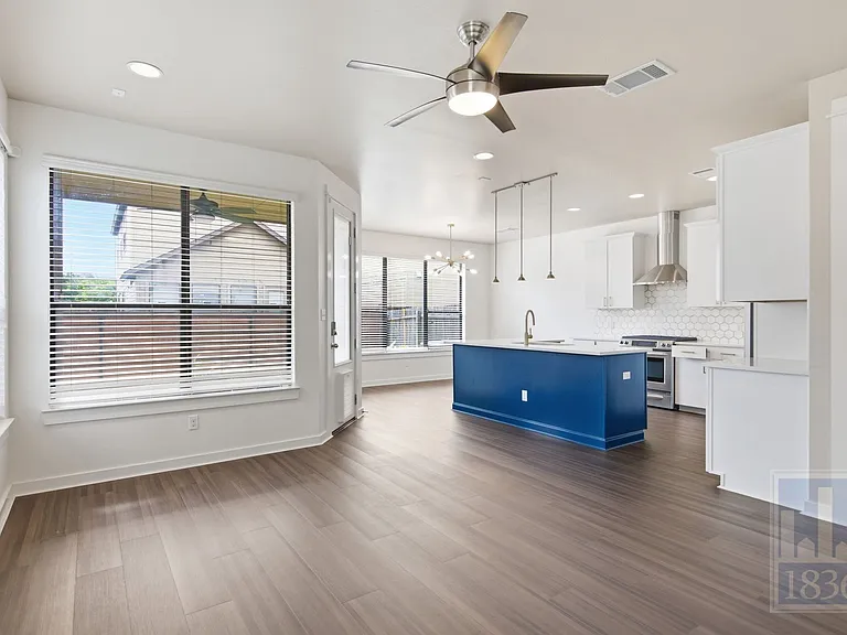 3109 Corbin Ln — Photo 5
