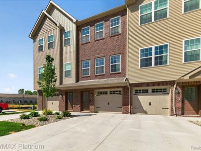 1687 Pinecroft Ln, Howell, MI, 48855