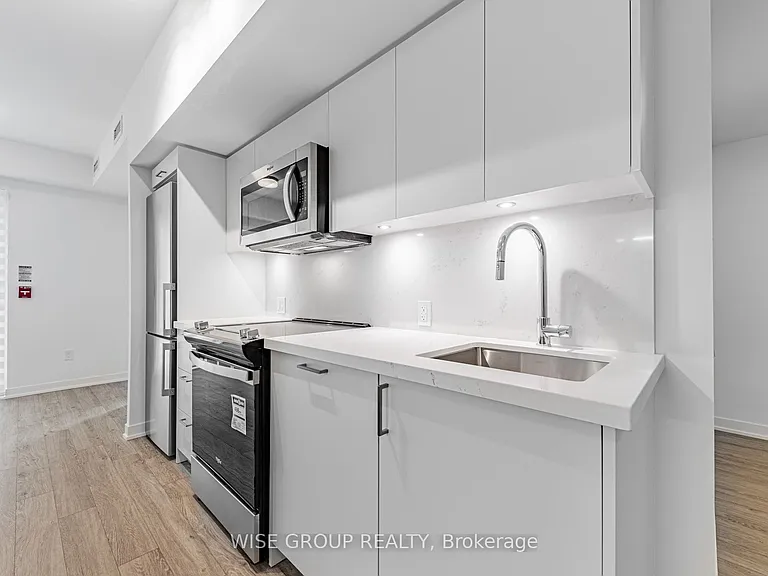 500 Wilson Ave #118 — Photo 8