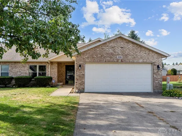 114 Brumbaugh Ct, Englewood, OH 45322