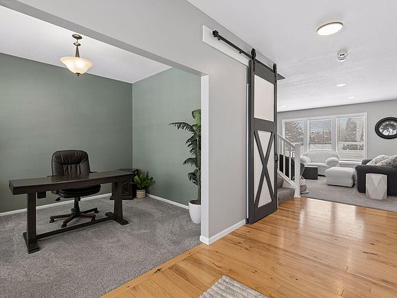 4th image of 19550 Iberis Ave