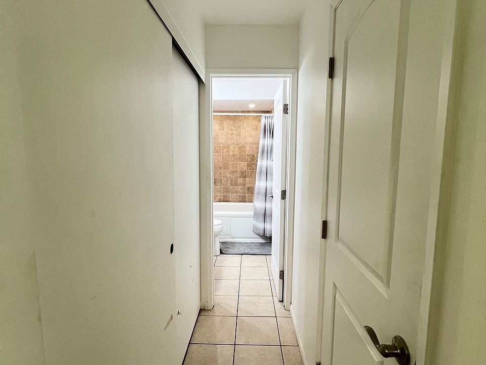 1st image of 320 S Ardmore Ave APT 317