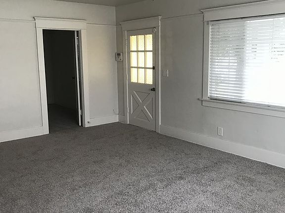 4th image of 1246 W 166th St