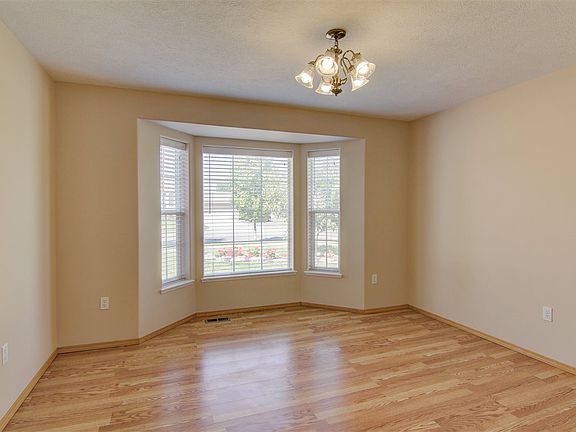 4th image of 18326 E 8th Ave
