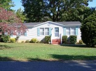 603 Mountain Meadow Dr, Vinton, VA 24179