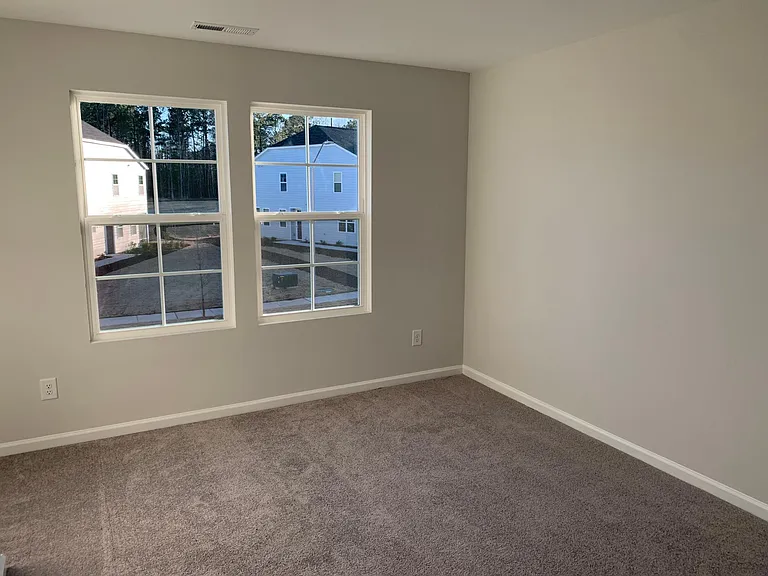 164 Hunston Dr — Photo 16