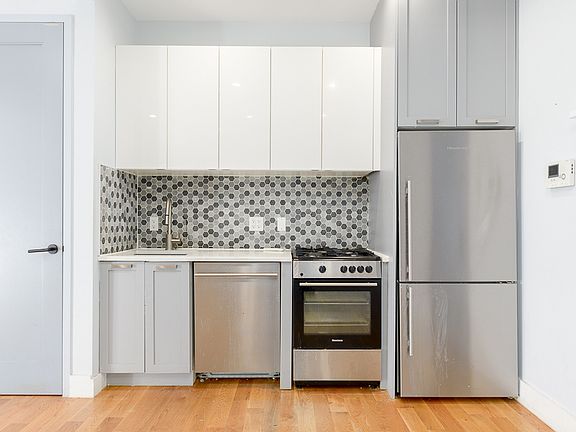 2nd image of 63 E 7th St #3R