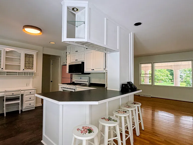 795 Hildeen Dr — Photo 6