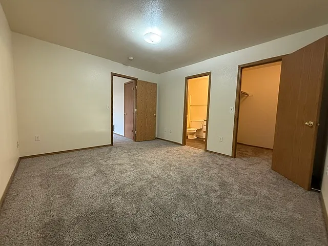 3300 N Lakegrove Ln #102 — Photo 3