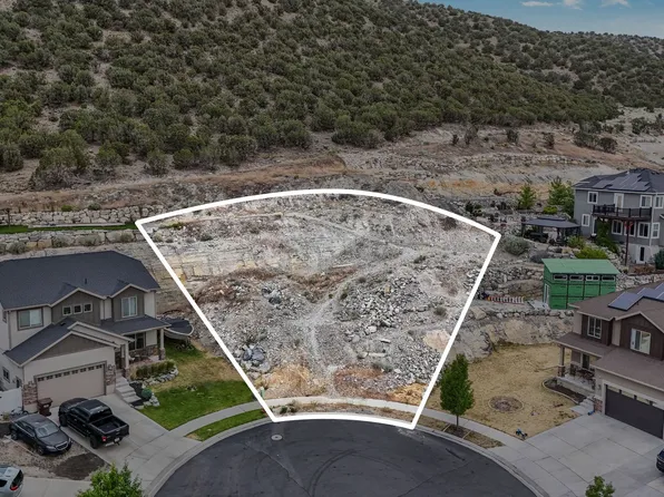 7067 N Hollow View Ct, Eagle Mountain, UT 84005