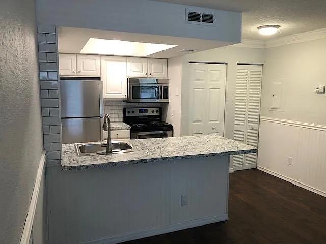 100 Fairway Park Blvd #1901 — Photo 2
