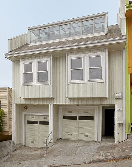 1st image of 74 Banks St
