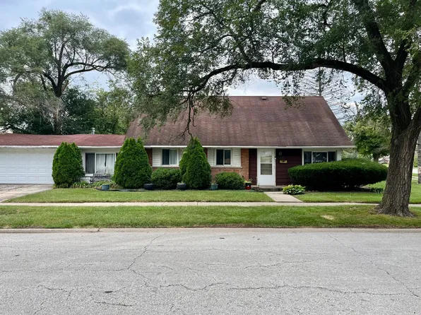 220 W Raye Dr, Chicago Heights, IL 60411