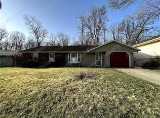335 Whispering Pnes, Springboro, OH 45066