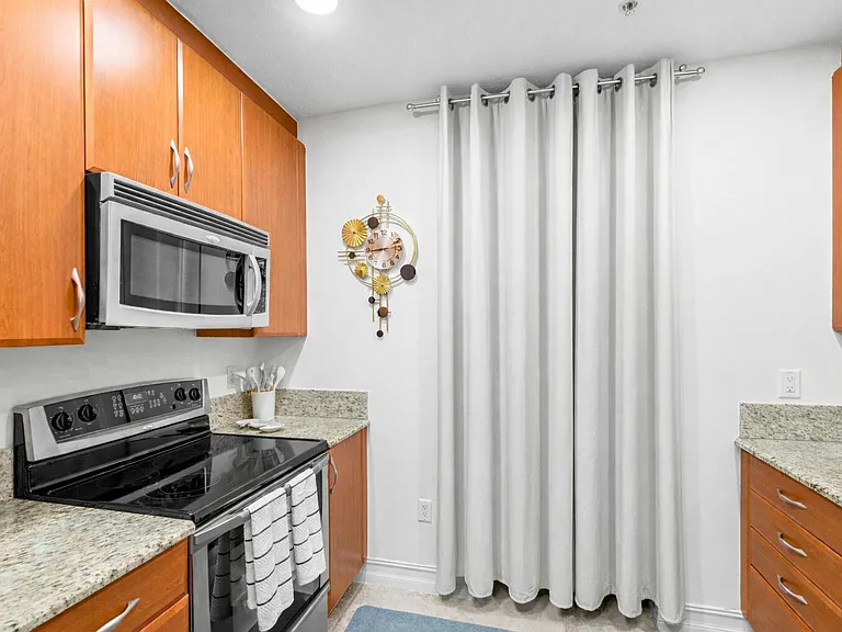 701 S Olive Ave #807 — Photo 49