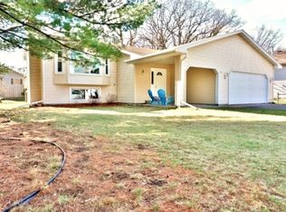 10720 Killdeer St NW, Coon Rapids, MN 55433