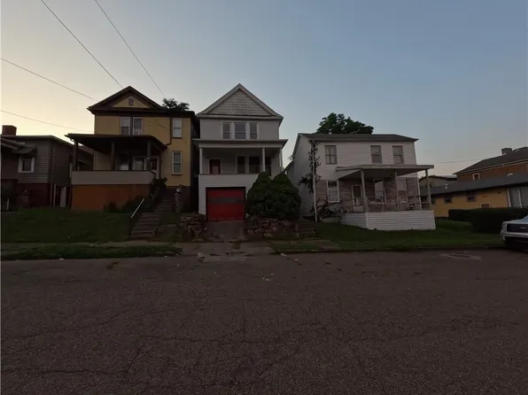511 Vine St, Martins Ferry, OH 43935