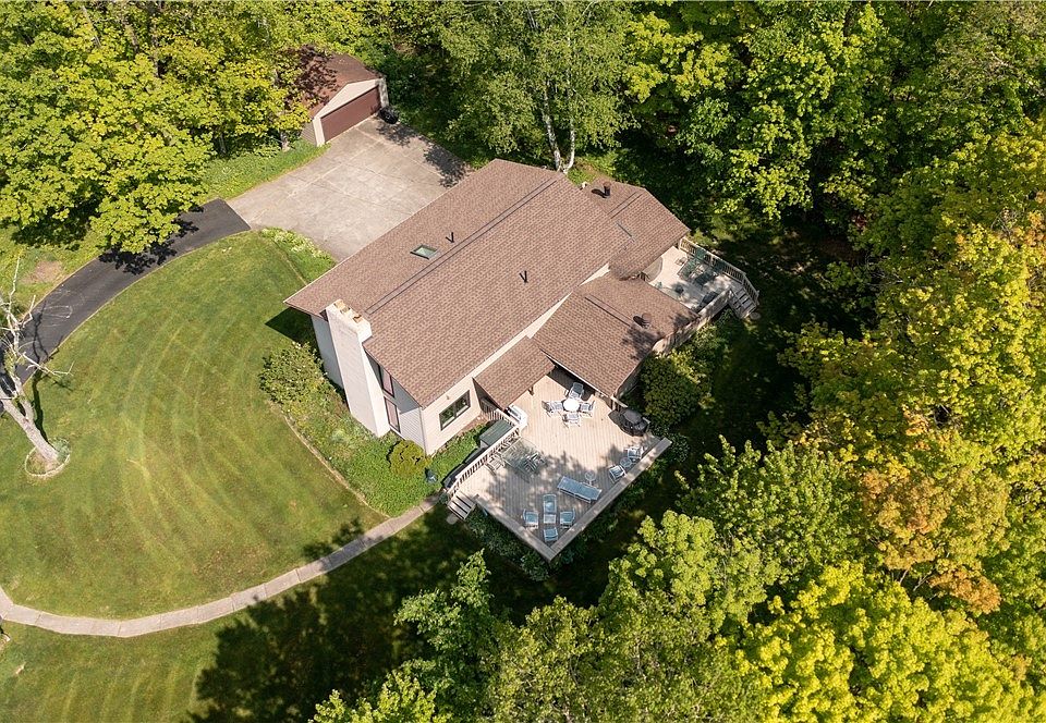 2917 W Bath Rd, Akron, OH 44333 MLS 4462859 Zillow