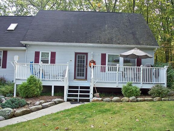2nd image of 16 New Myrtle Dr