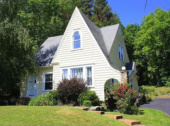 2nd image of 317 Seaward Ave