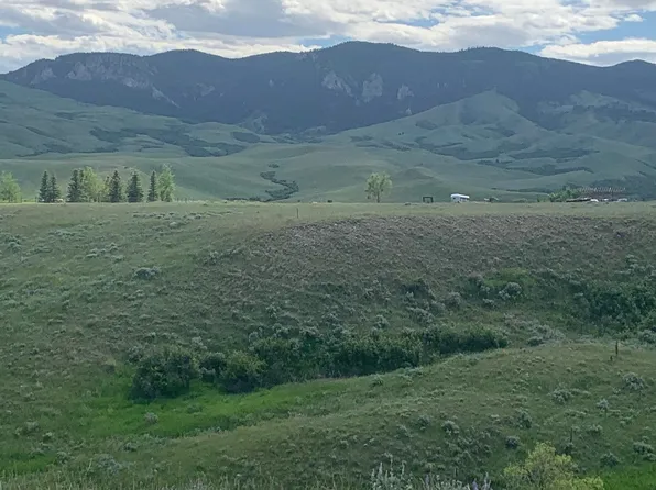 17 Warbonnet Dr, Banner, WY 82832