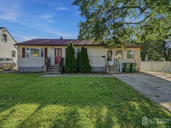 126 Orange St, Edison, NJ 08817