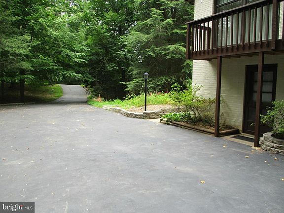2nd image of 12209 Woodlark Ct