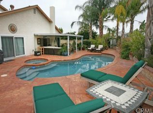 27443 Laurel Glen Cir, Santa Clarita, CA 91354
