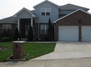13 Stonebrook Dr, North Parkersburg, WV 26104