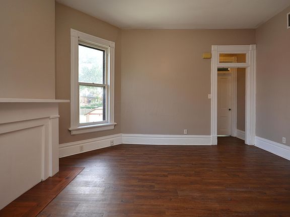 5th image of 1361 Hunter Ave