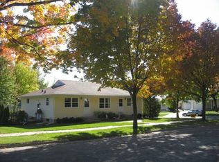 1204 22nd St, Monroe, WI 53566