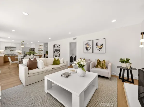 6764 E Swarthmore Dr, Anaheim, CA 92807