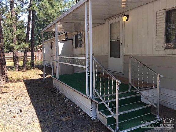 3rd image of 19650 Gunwood Ln #9