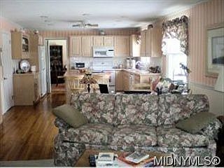 3rd image of 28 Rollingwood Dr