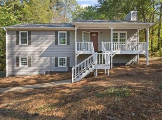 204 Cove Dr, Hiram, GA 30141