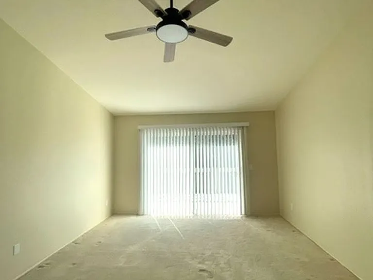 526 Trailridge Dr — Photo 12