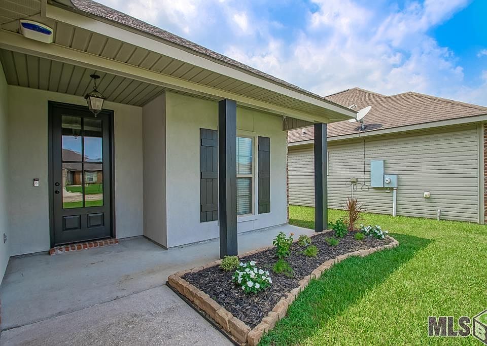 1st image of 28241 Lake Borgne Dr