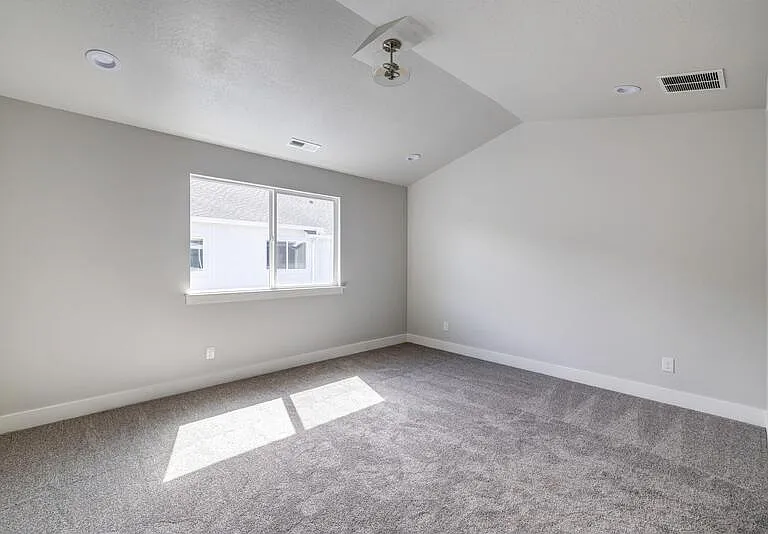 4199 W 2010 N #MASTER — Photo 13