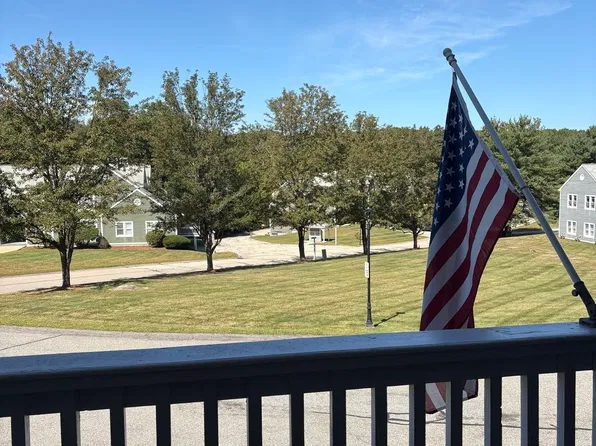3 Fairway Ln #3, Blackstone, MA 01504