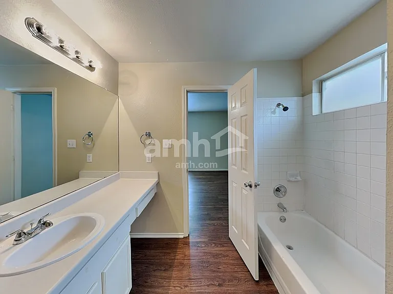 2684 Bradley Ln — Photo 12