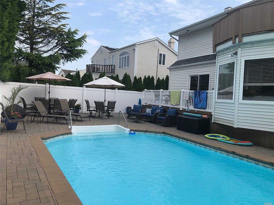 2nd image of 3129 Susan Rd