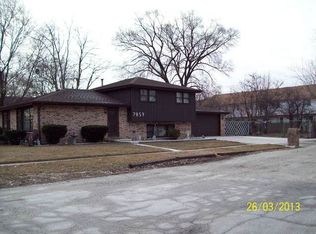 7859 W 87th St, Bridgeview, IL 60455