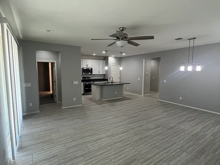 21013 W Almeria Rd — Photo 30