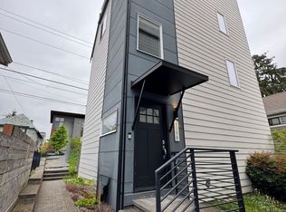 919 N 103rd St #B, Seattle, WA 98133