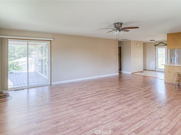 4th image of 9 Chaparral Dr