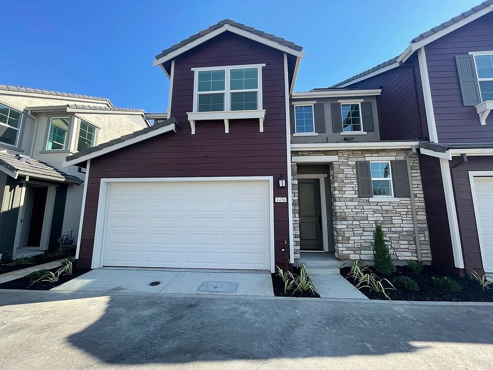 Langston Lot 40 Exterior